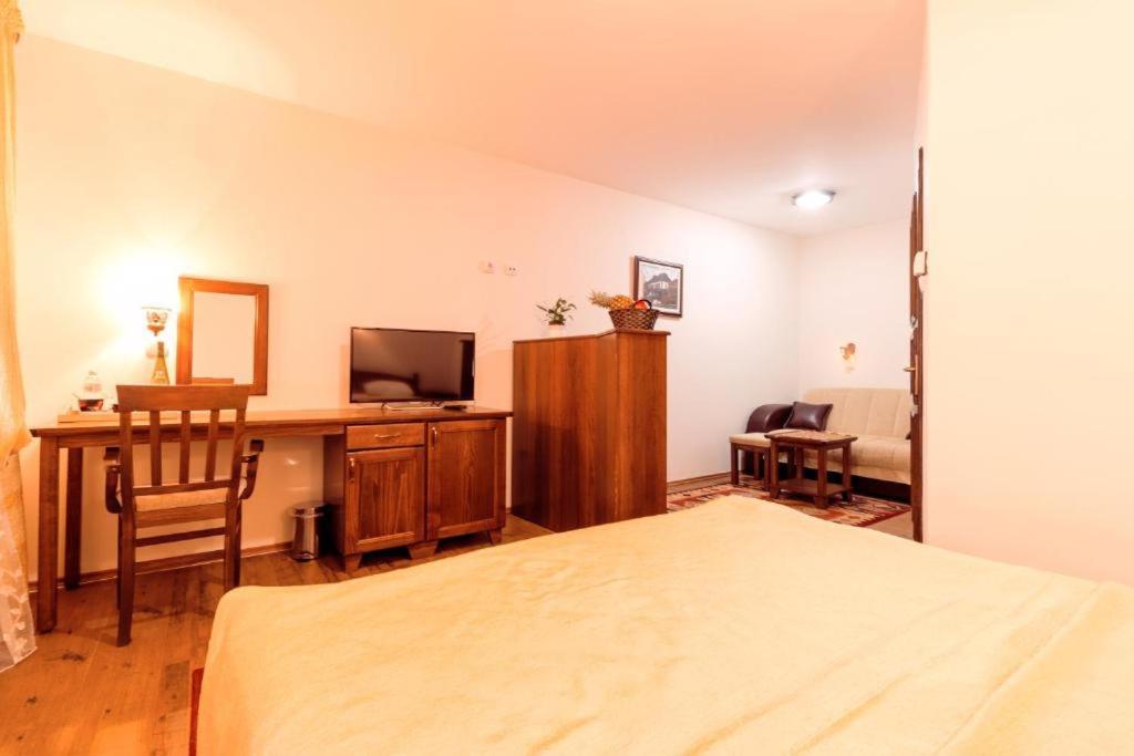 Downtown Rooms Ниш Экстерьер фото