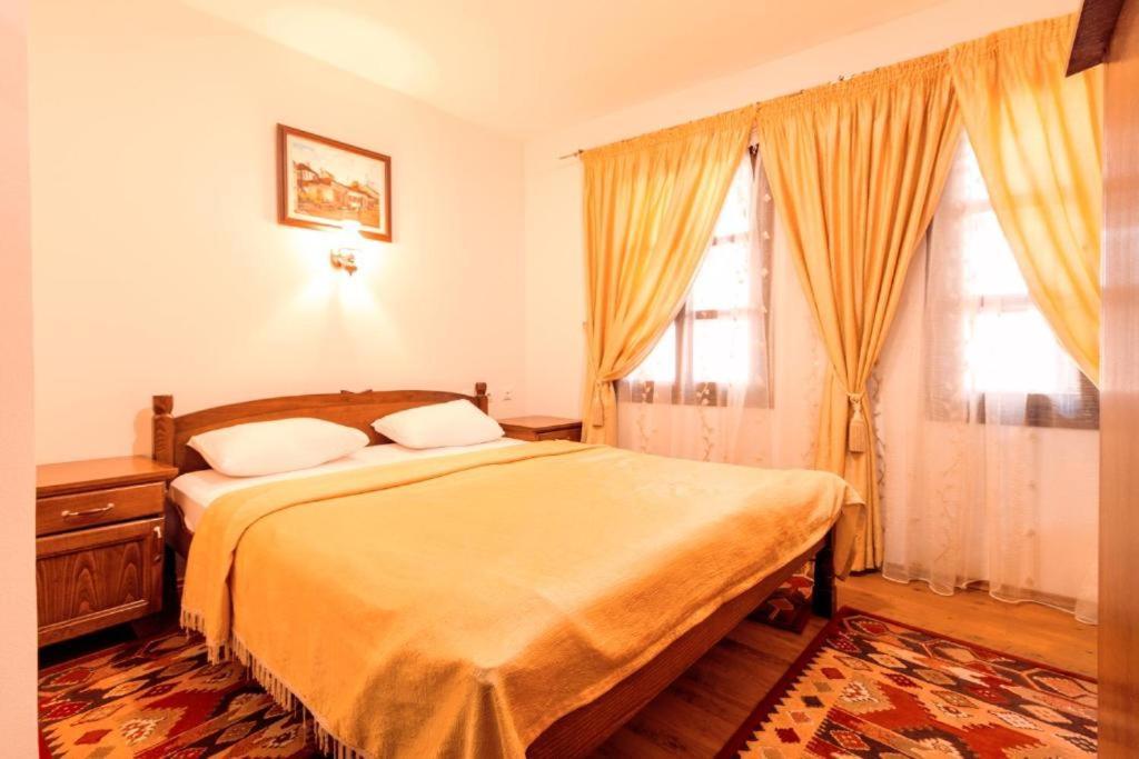 Downtown Rooms Ниш Экстерьер фото