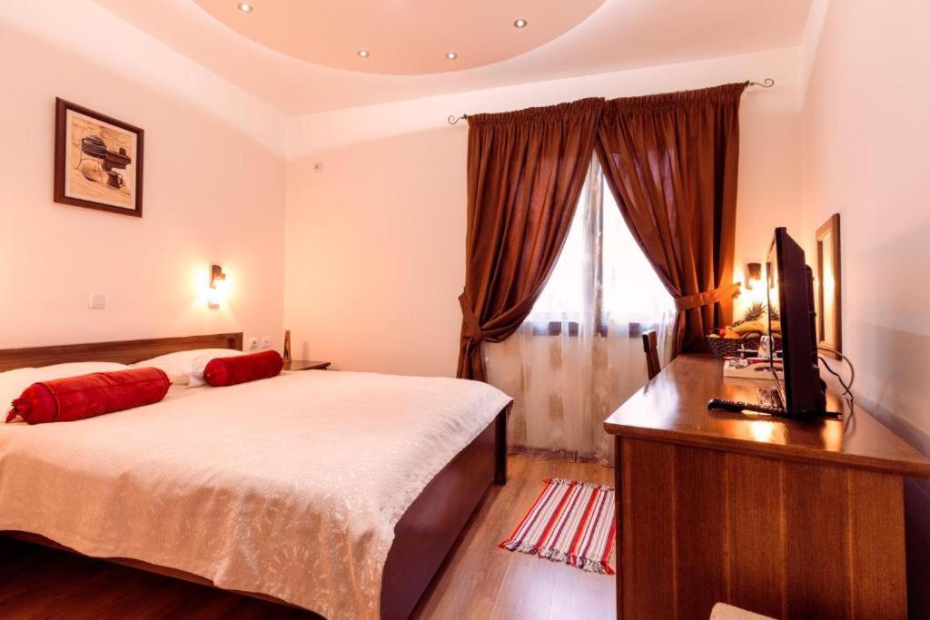 Downtown Rooms Ниш Экстерьер фото