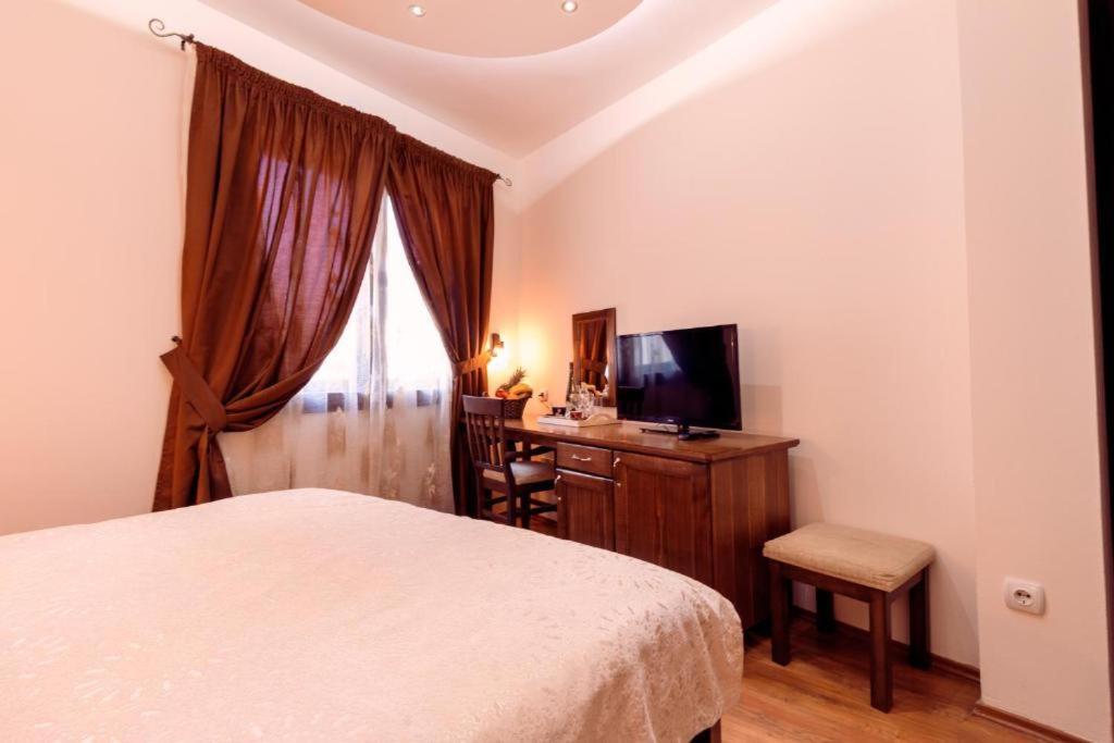 Downtown Rooms Ниш Экстерьер фото