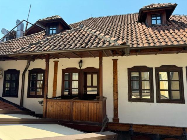 Downtown Rooms Ниш Экстерьер фото