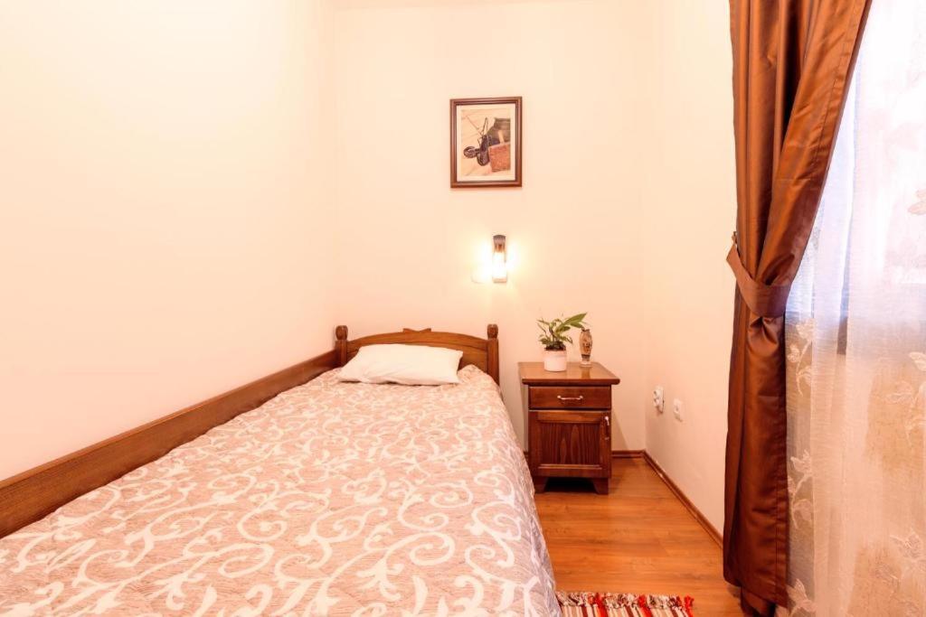 Downtown Rooms Ниш Экстерьер фото